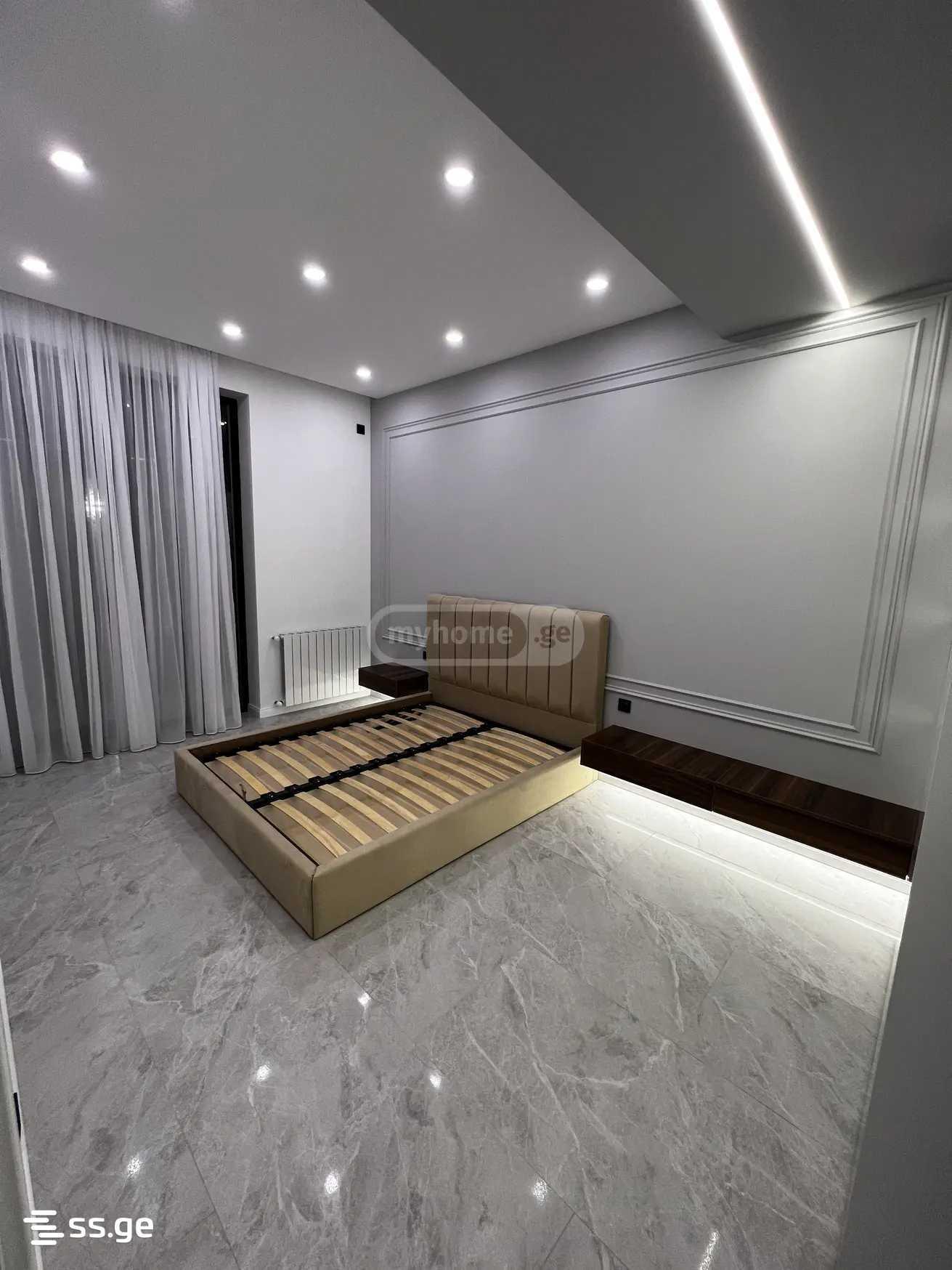 Baron De Baye St: 10-Room House, 470.0 M² | Korter.Ge view 11