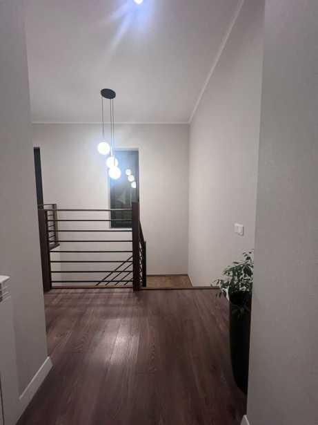 Ortatchala Dead End: 5-Room House, 300.0 M² | Korter.Ge view 9