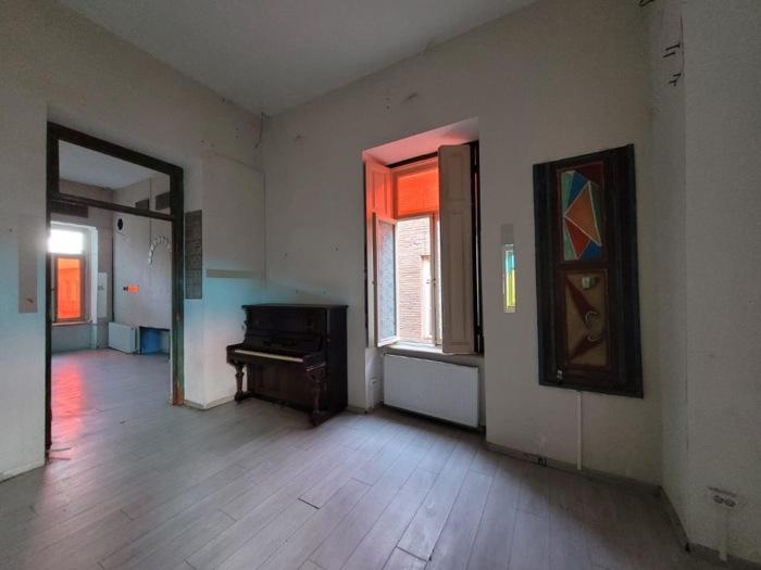 Lado Gudiashvili Square: Commercial Property, 175.0 M² | Korter.Ge view 6
