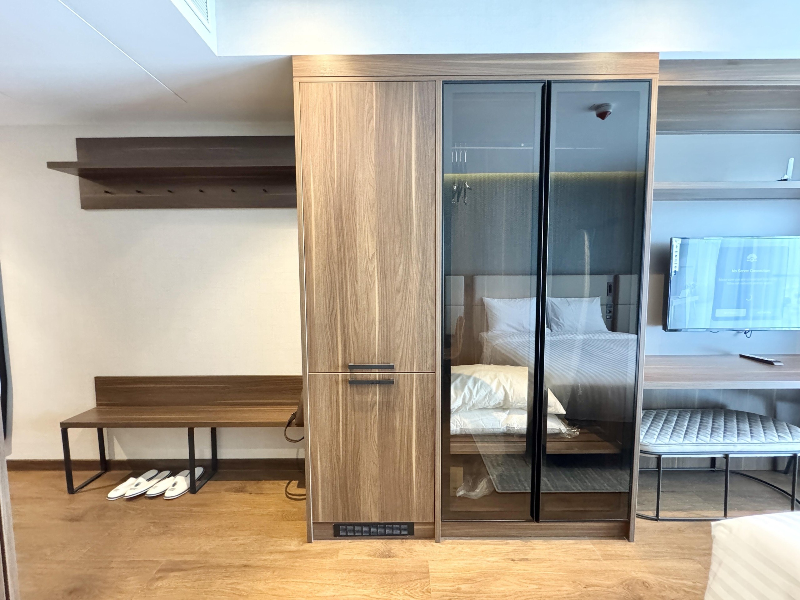 Studio Apartment For Sale view 9