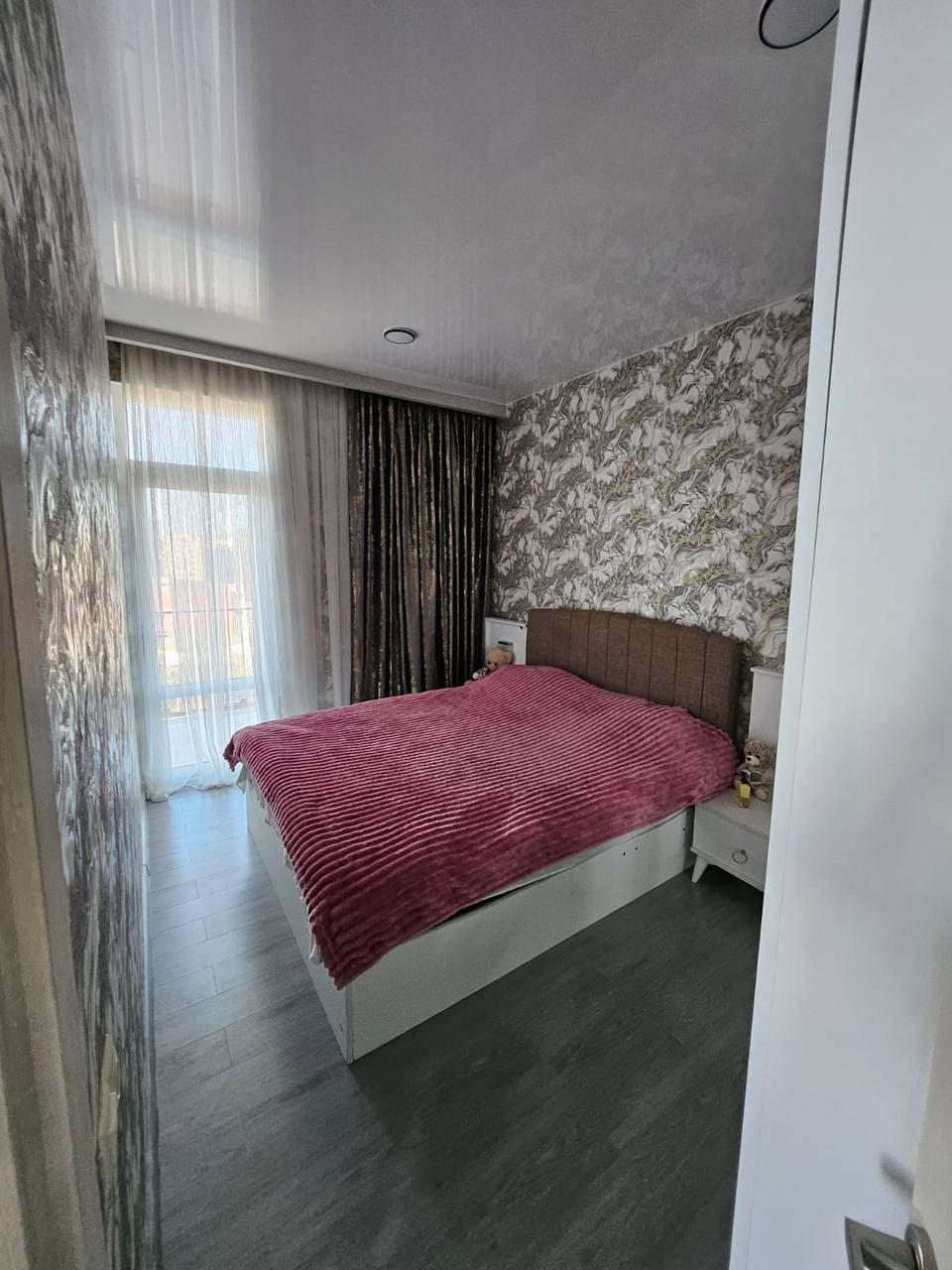 3-Room Apartment For Rent In Batumi, Tamar Mepe Ave, 3 view 4