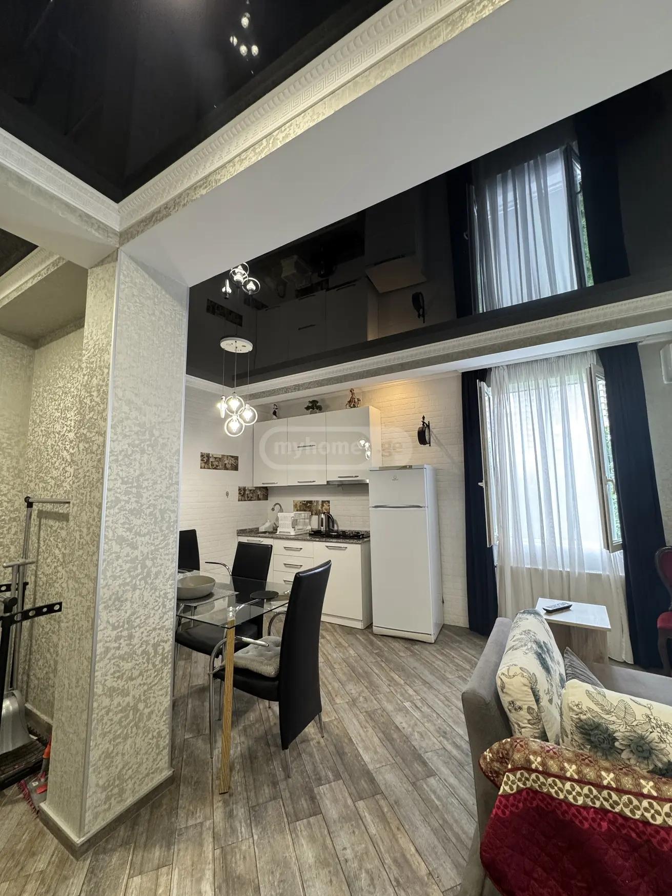 3-Room House In Batumi, Petre Melikishvili St, 77, 65 M², Is Available For Daily Rent For 150 ₾ view 4