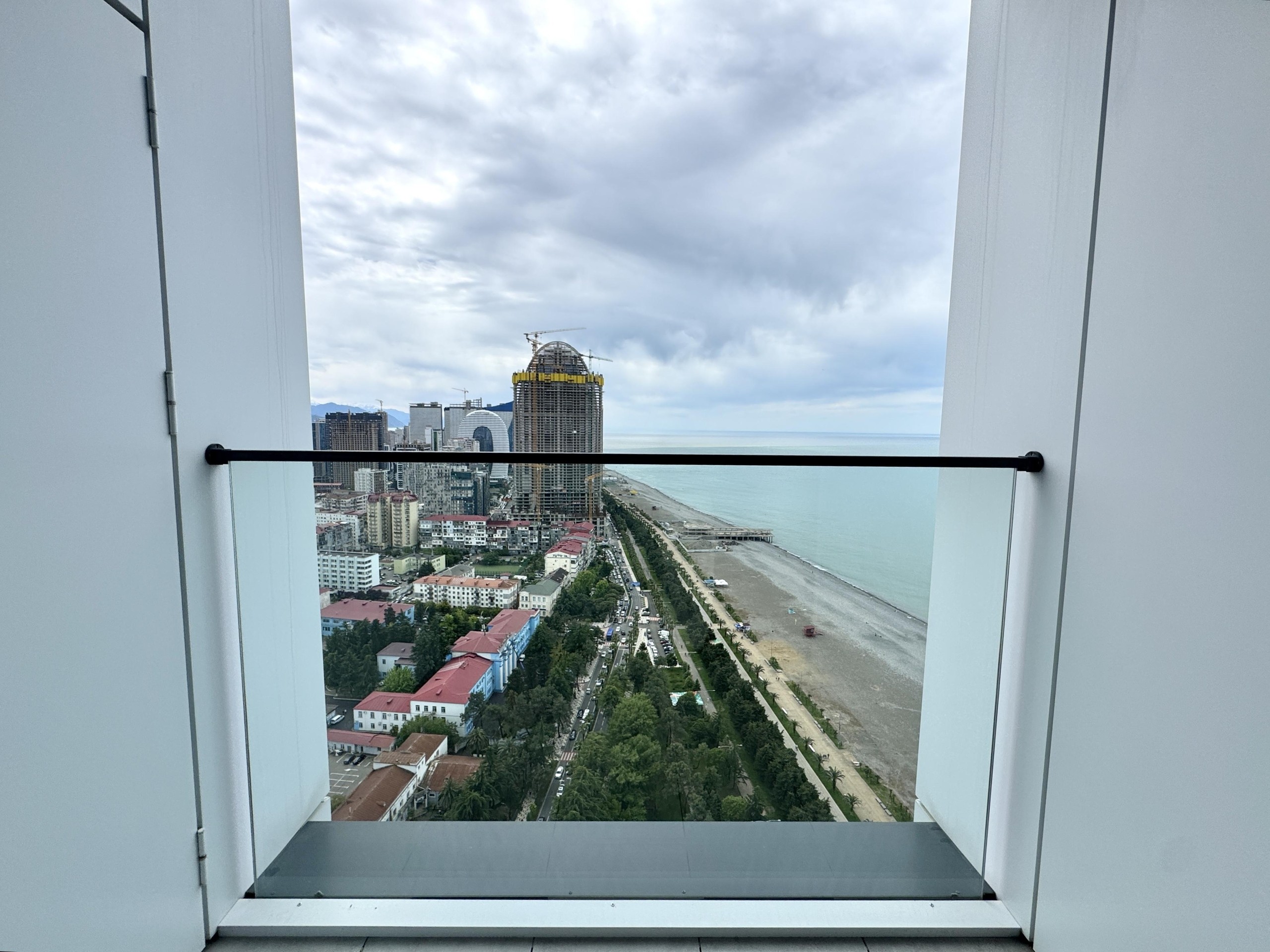 Studio Apartment For Sale view 8