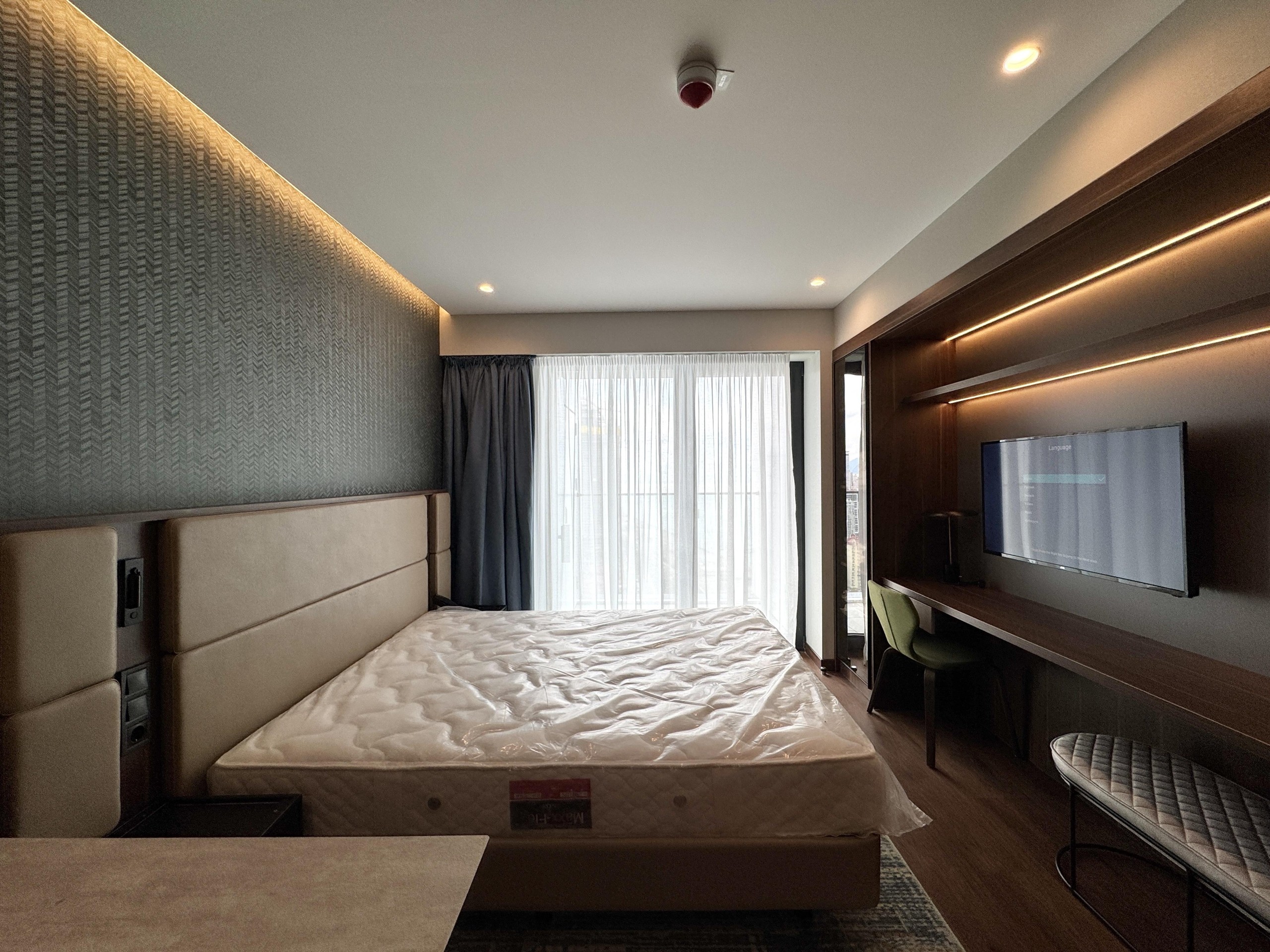 Studio Apartment For Sale view 3