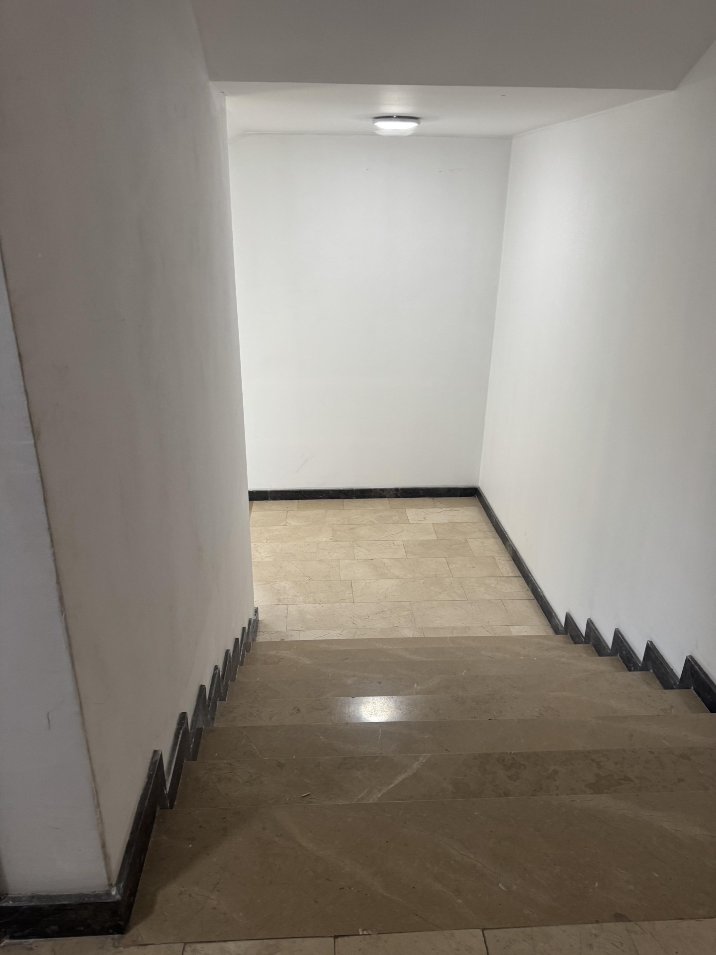2-Room Apartment For Sale In Batumi, Shota Rustaveli St, 25 view 4
