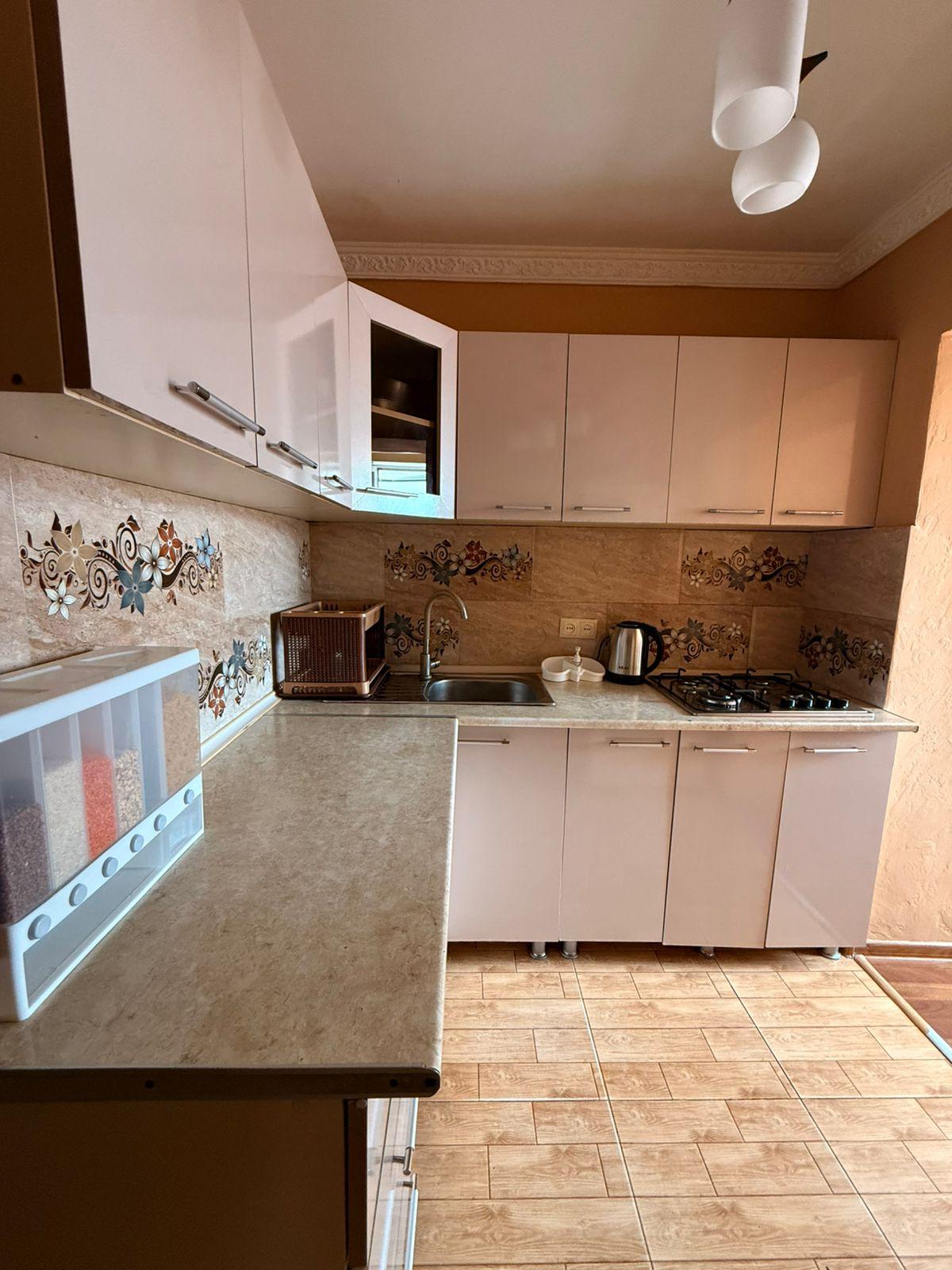 3-Room Apartment For Daily Rent In Batumi, Ilia Chavchavadze St, 3, 60 M² — 120 ₾ Per Day view 7