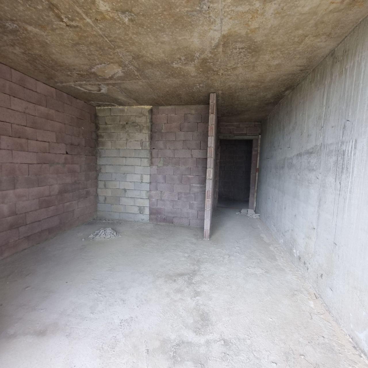 Studio Apartment For Sale view 5
