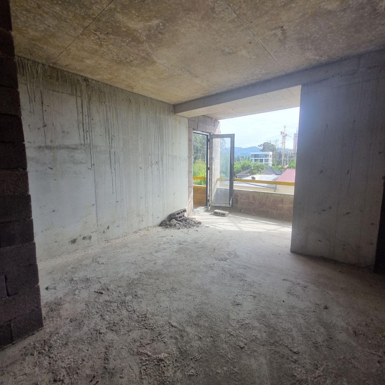 Studio Apartment For Sale view 6