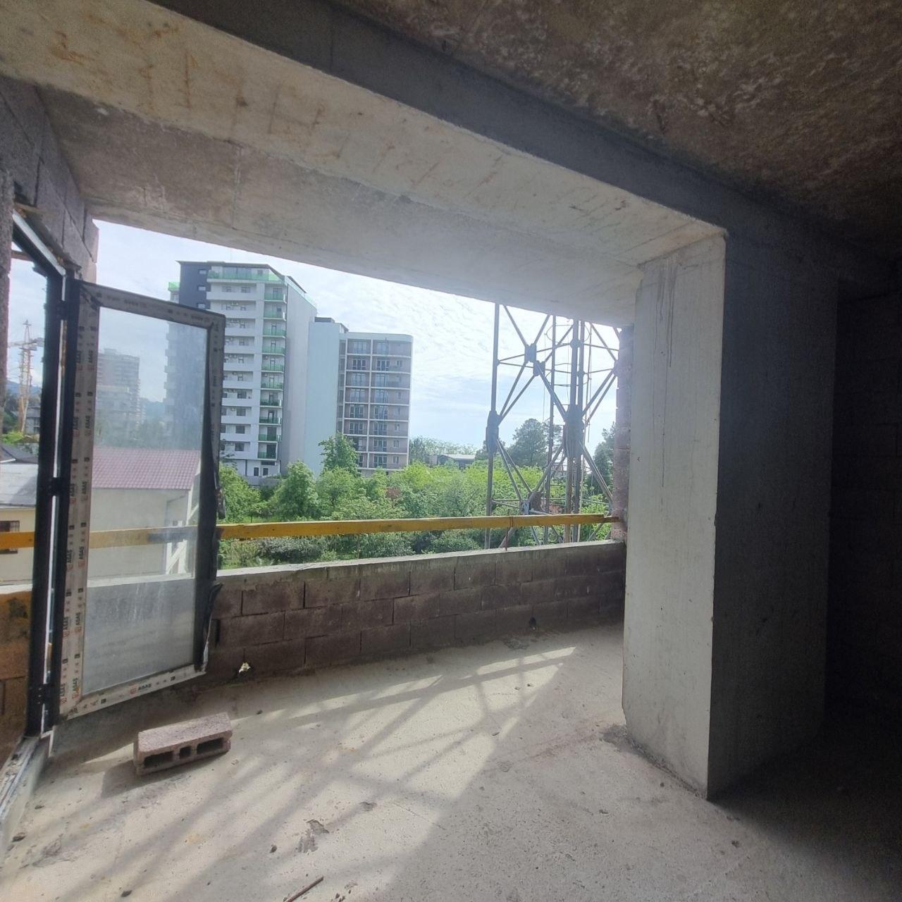 Studio Apartment For Sale view 7