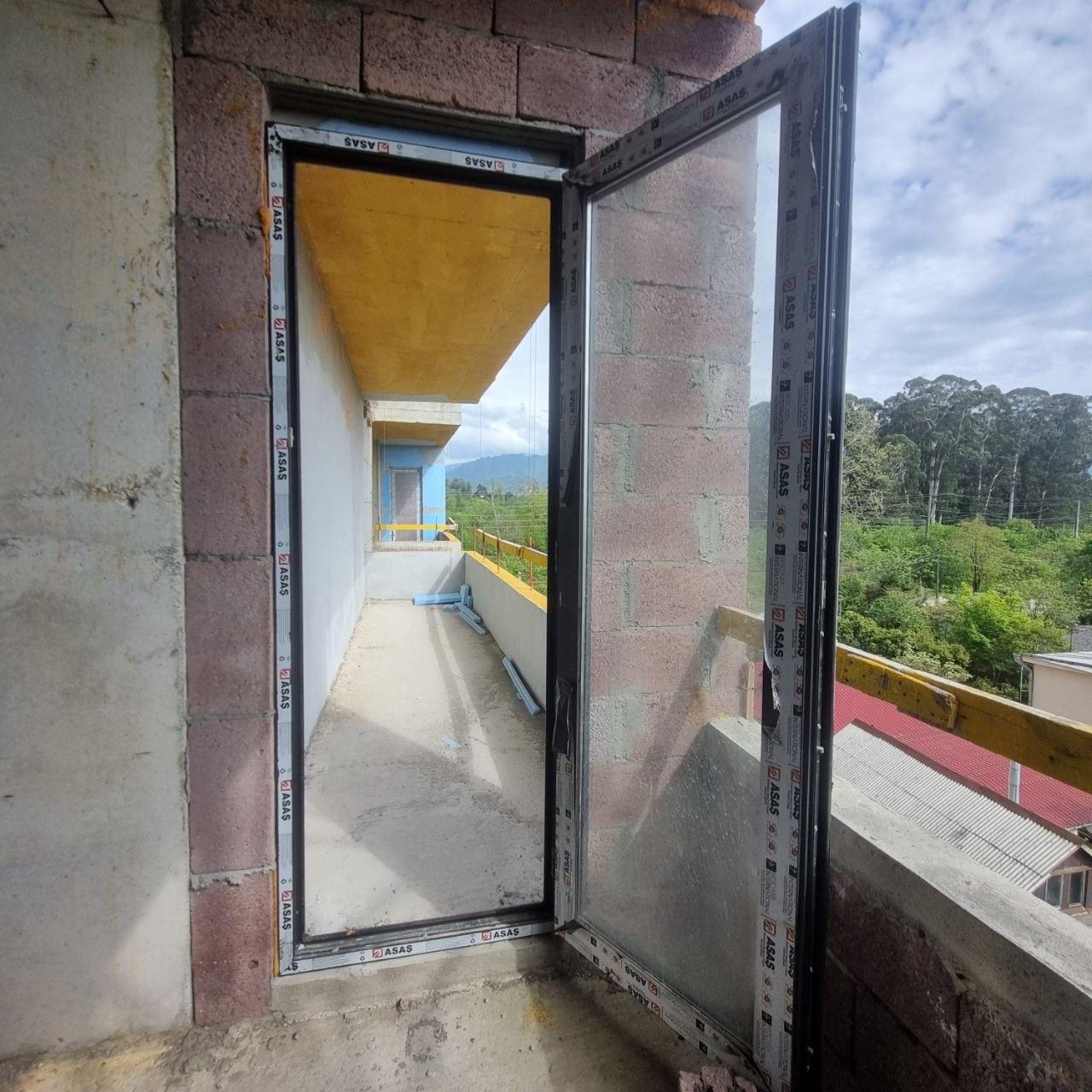 Studio Apartment For Sale view 8
