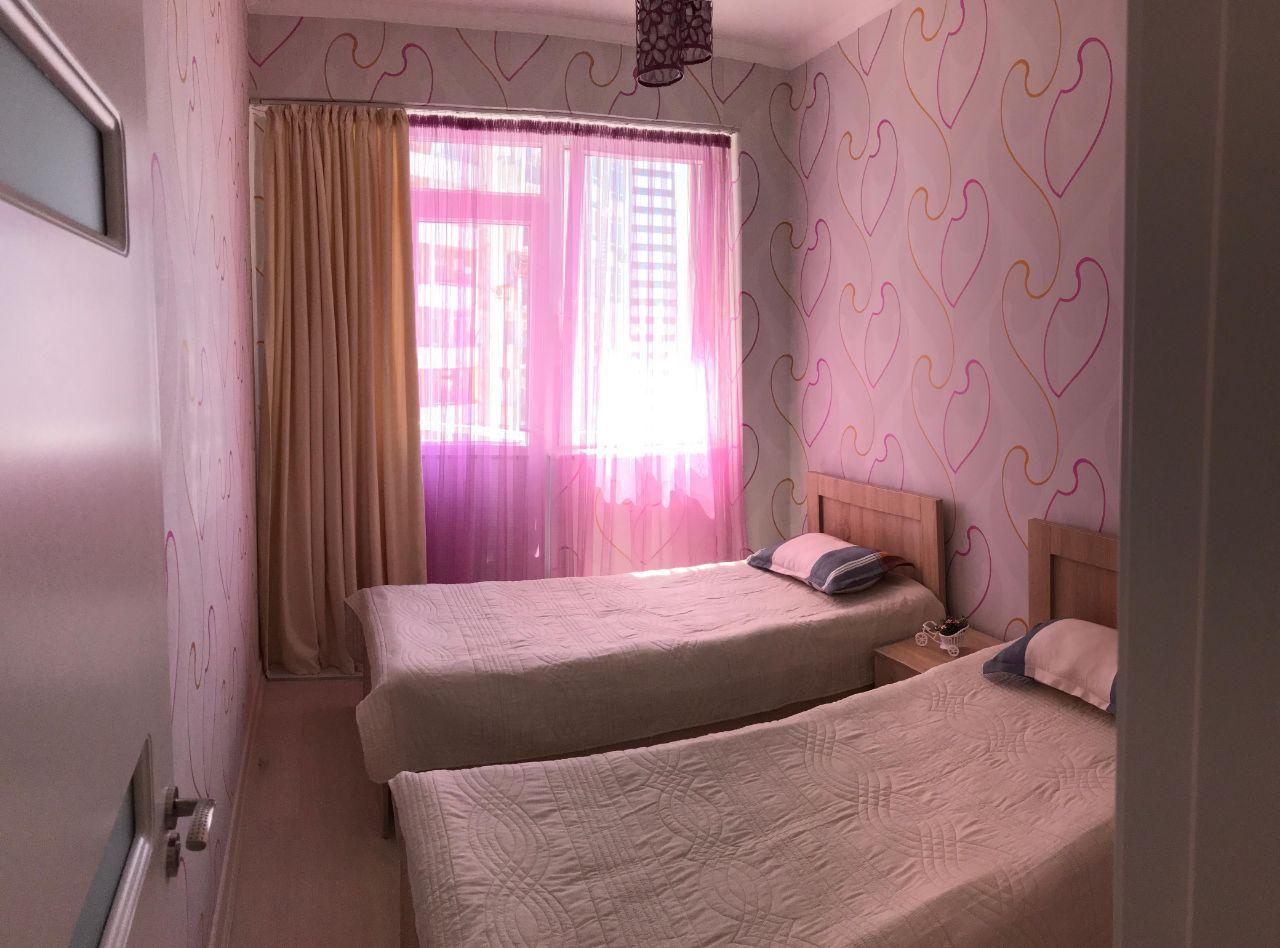 2-Room Apartment For Sale In Batumi, Zurab Gorgiladze St, 96 view 5