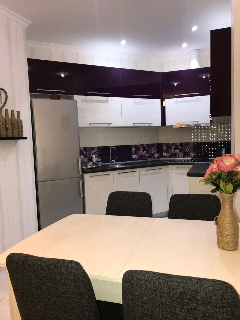 2-Room Apartment For Sale In Batumi, Zurab Gorgiladze St, 96 view 3