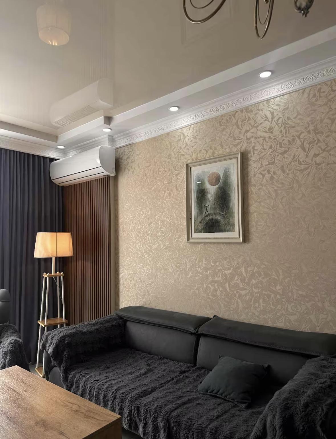 4-Room Apartment For Daily Rent In Batumi, Akaki Tsereteli St, 15, 85 M² — 250 ₾ Per Day view 1