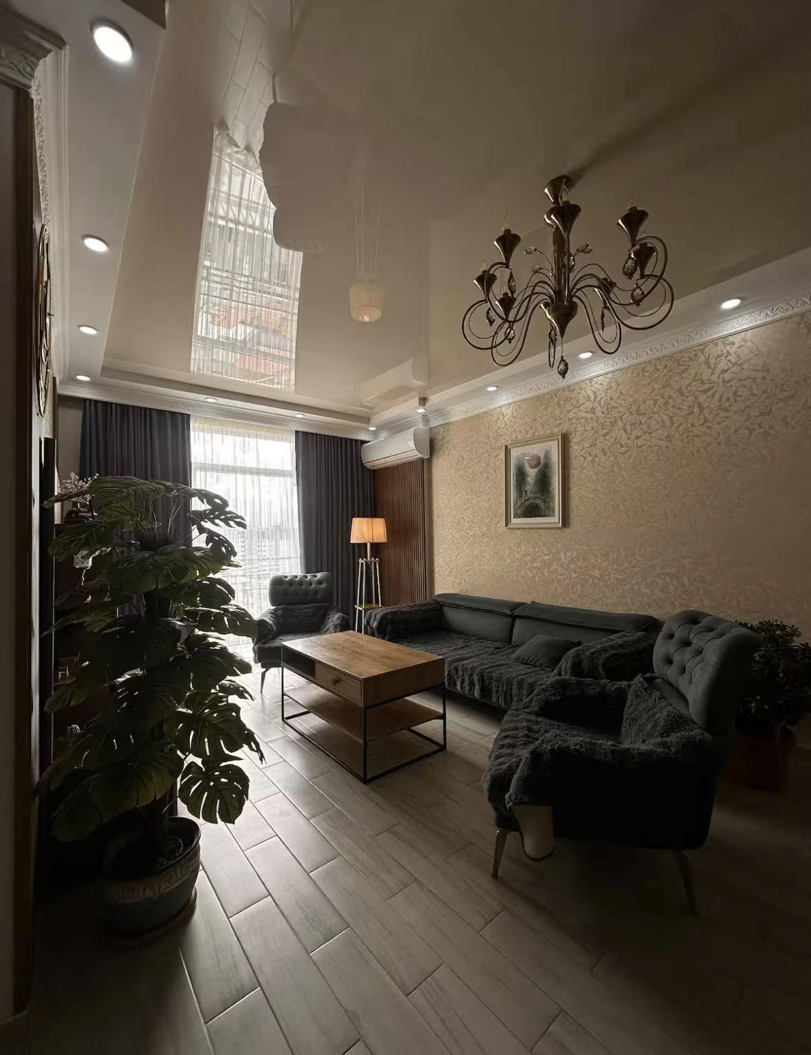 4-Room Apartment For Daily Rent In Batumi, Akaki Tsereteli St, 15, 85 M² — 250 ₾ Per Day view 4