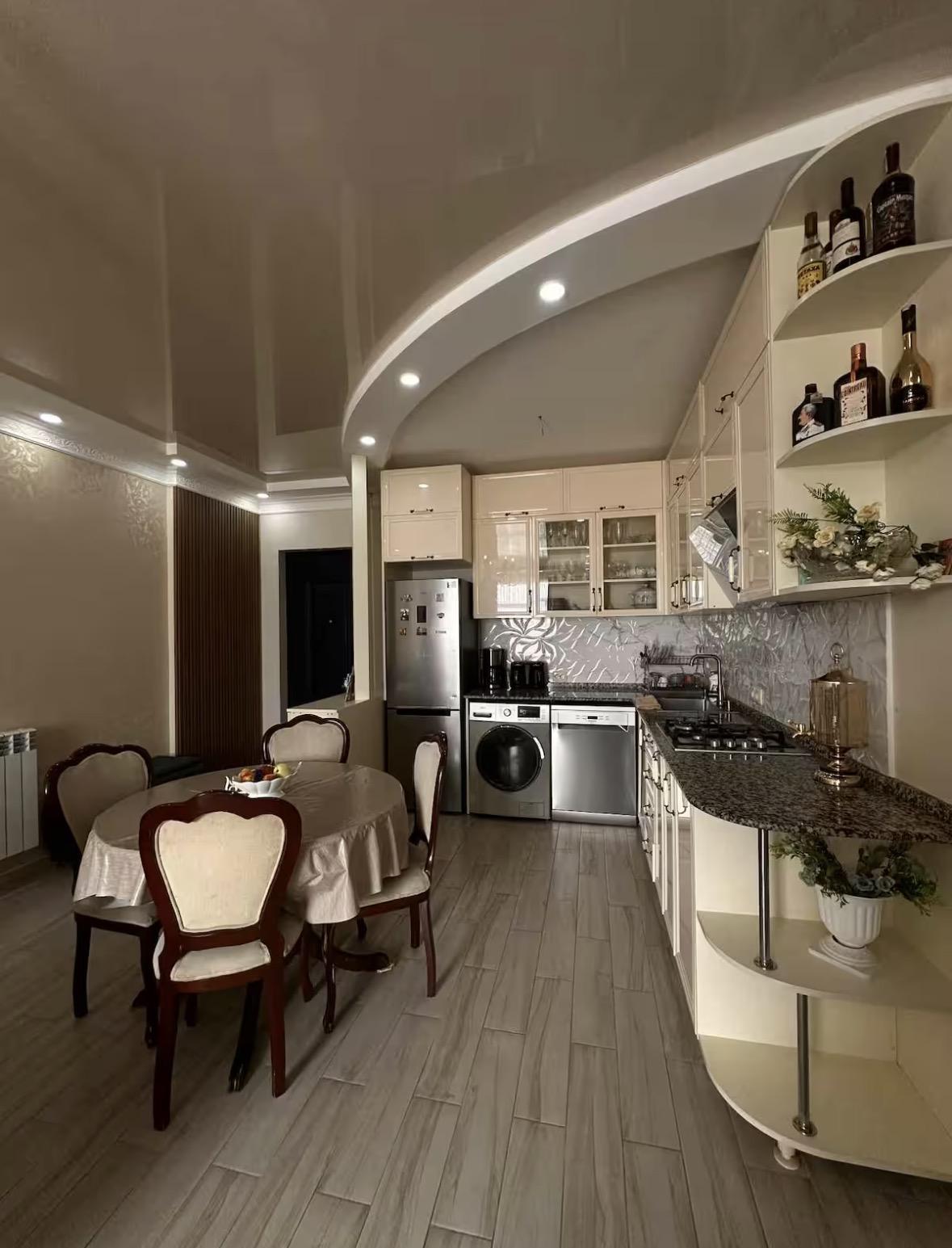4-Room Apartment For Daily Rent In Batumi, Akaki Tsereteli St, 15, 85 M² — 250 ₾ Per Day view 11