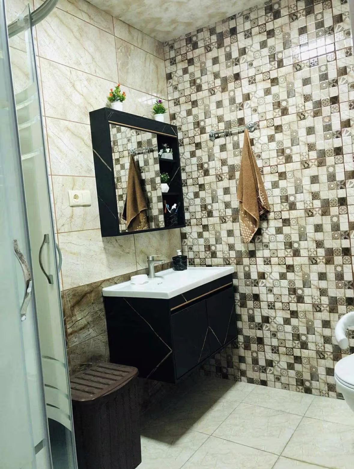 4-Room Apartment For Daily Rent In Batumi, Akaki Tsereteli St, 15, 85 M² — 250 ₾ Per Day view 36