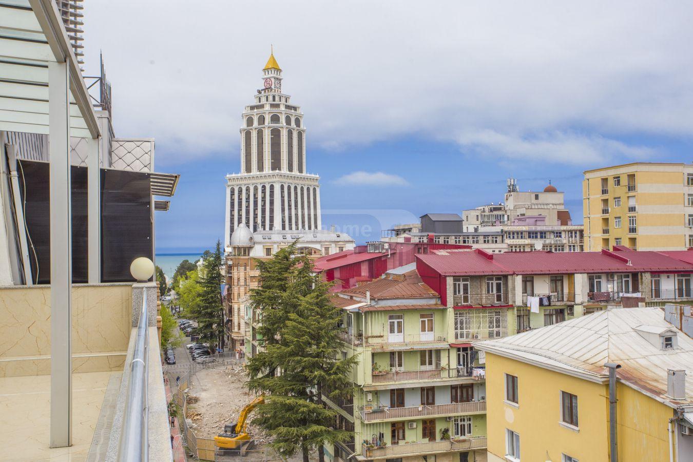 10-Room Townhouse For Sale In Batumi, 26 May St, 20 view 2