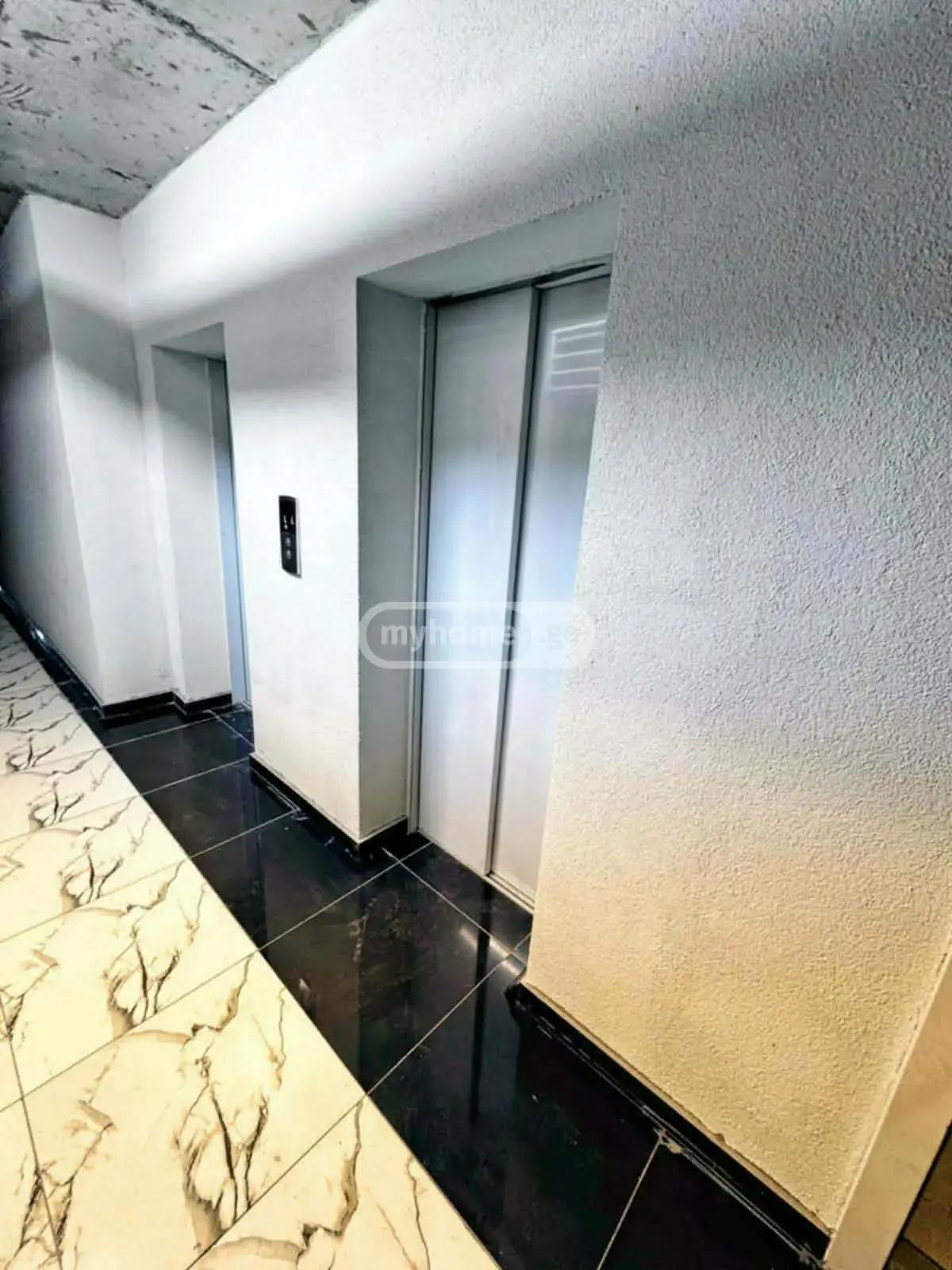 2-Room Apartment For Daily Rent In Batumi, Zhiuli Shartava Ave, 27-31, 50 M² — 200 ₾ Per Day view 10