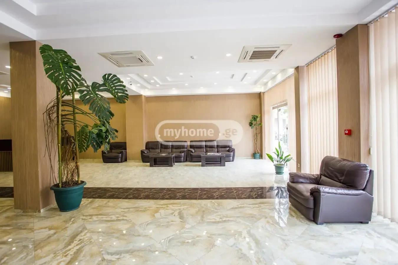 5-Room Country House For Sale In Batumi, 26 May St, 26 view 2