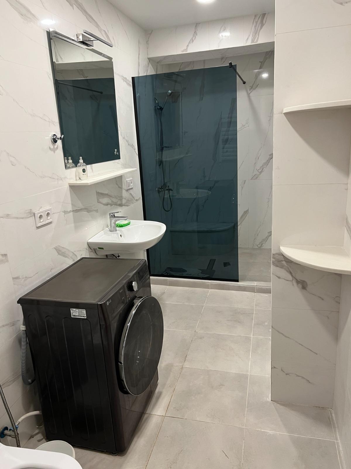 2-Room Apartment For Daily Rent In Batumi, 26 May St, 13, 65 M² — $80 Per Day view 8