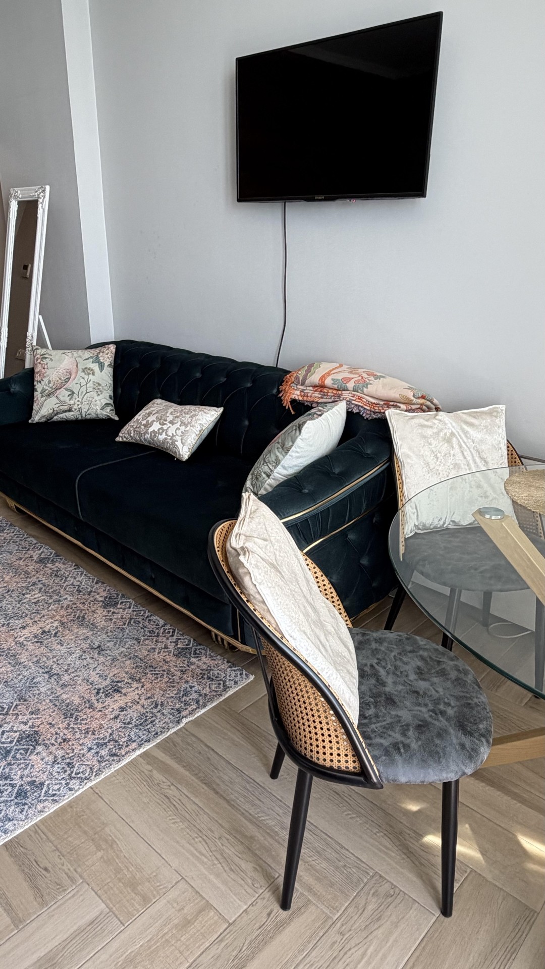Studio Apartment For Sale view 5