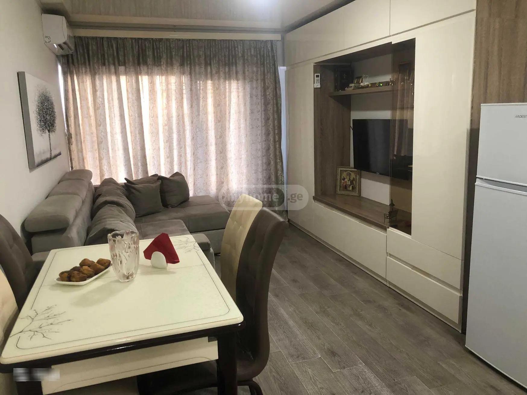 2-Room Apartment For Rent In Tbilisi, Aleksandre (Aliosha) Japaridze St view 1