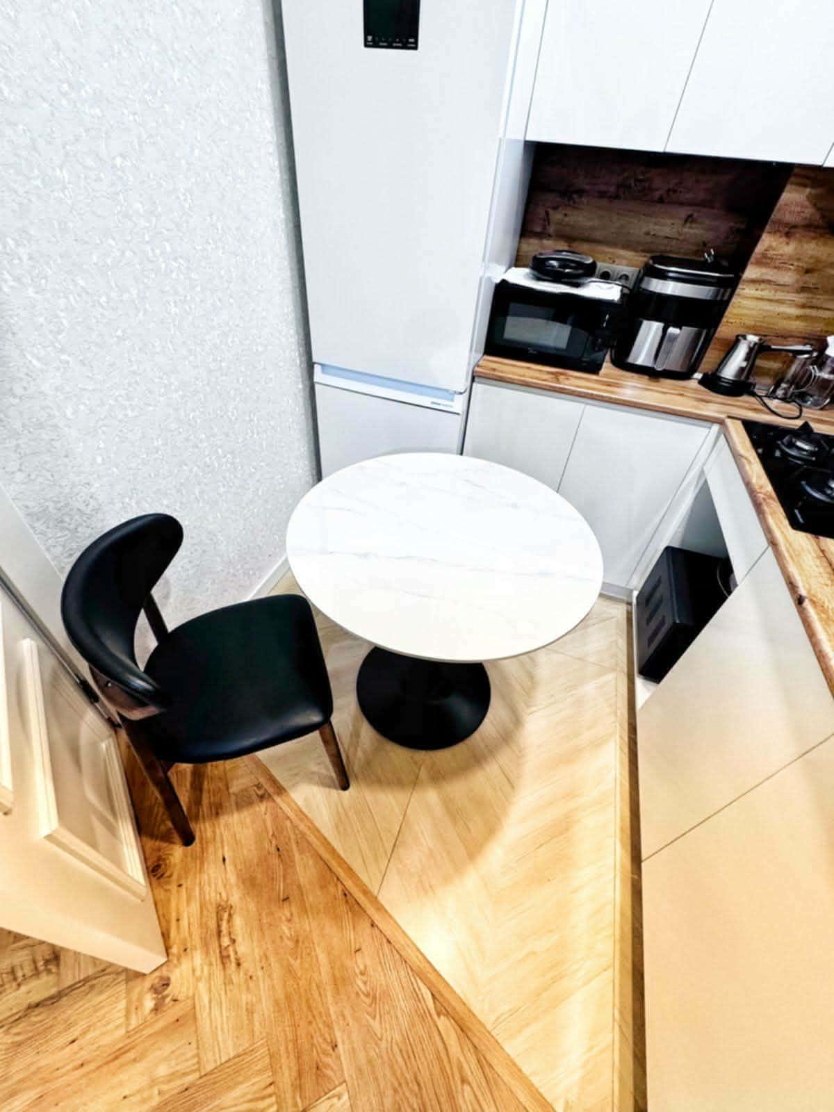 3-Room Apartment For Daily Rent In Batumi, Avenue By Orbi, 50 M² — 200 ₾ Per Day view 9