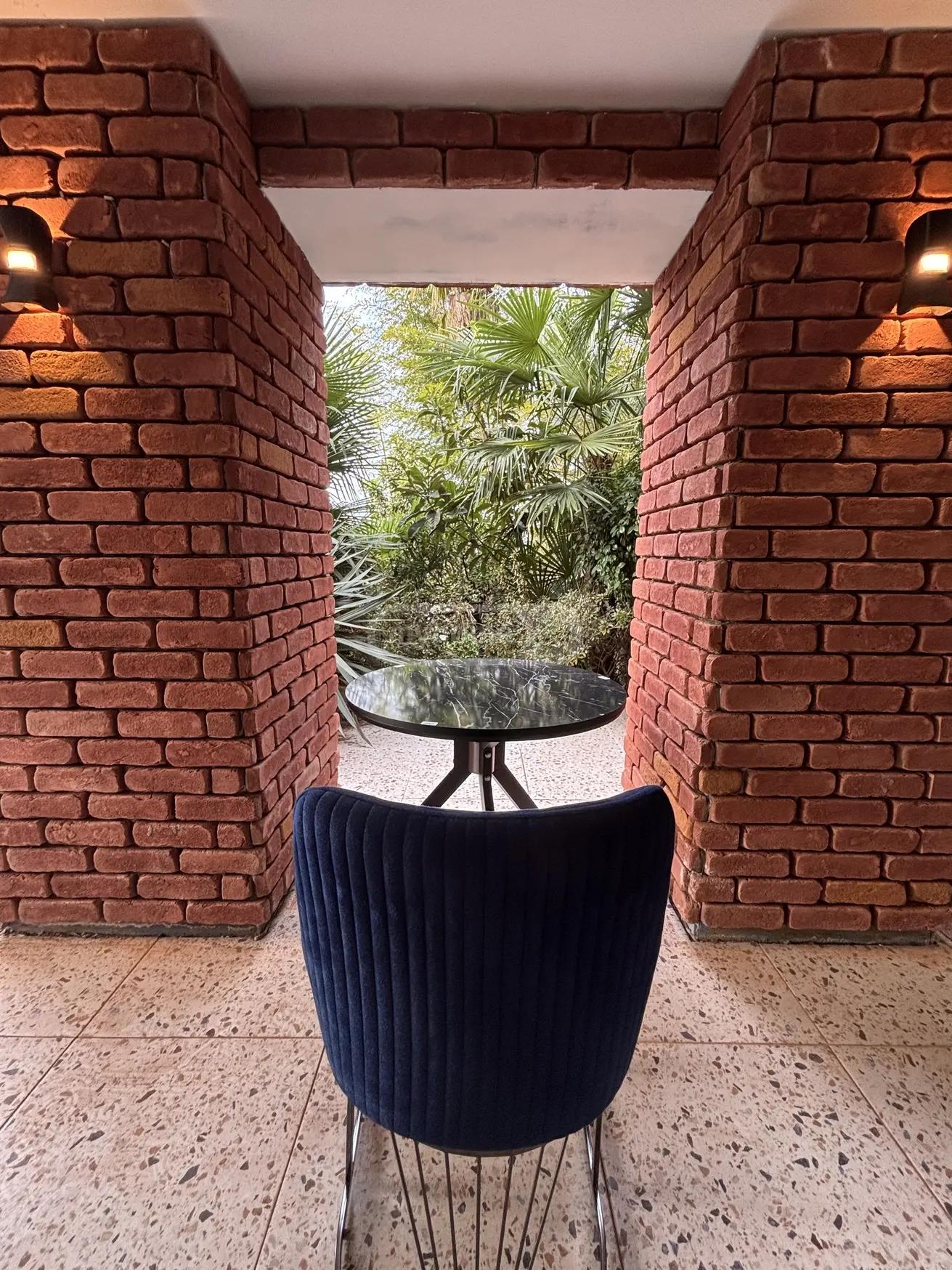 10-Room House In Batumi, Markoz Achareli 3rd Lane, 5, 480 M², Is Available For Daily Rent For $677 view 10