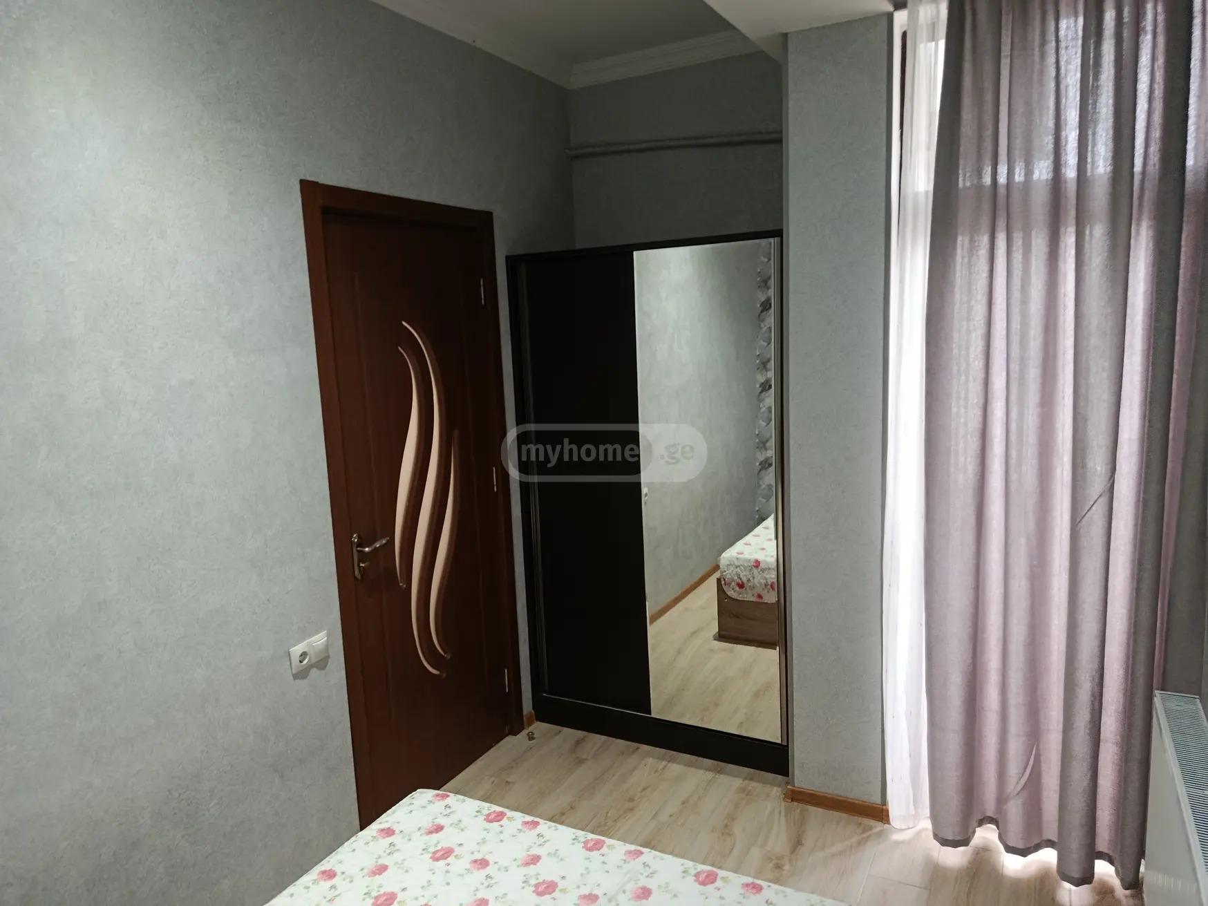 3-Room Apartment For Rent In Tbilisi, Levan Ghoghoberidze St view 2