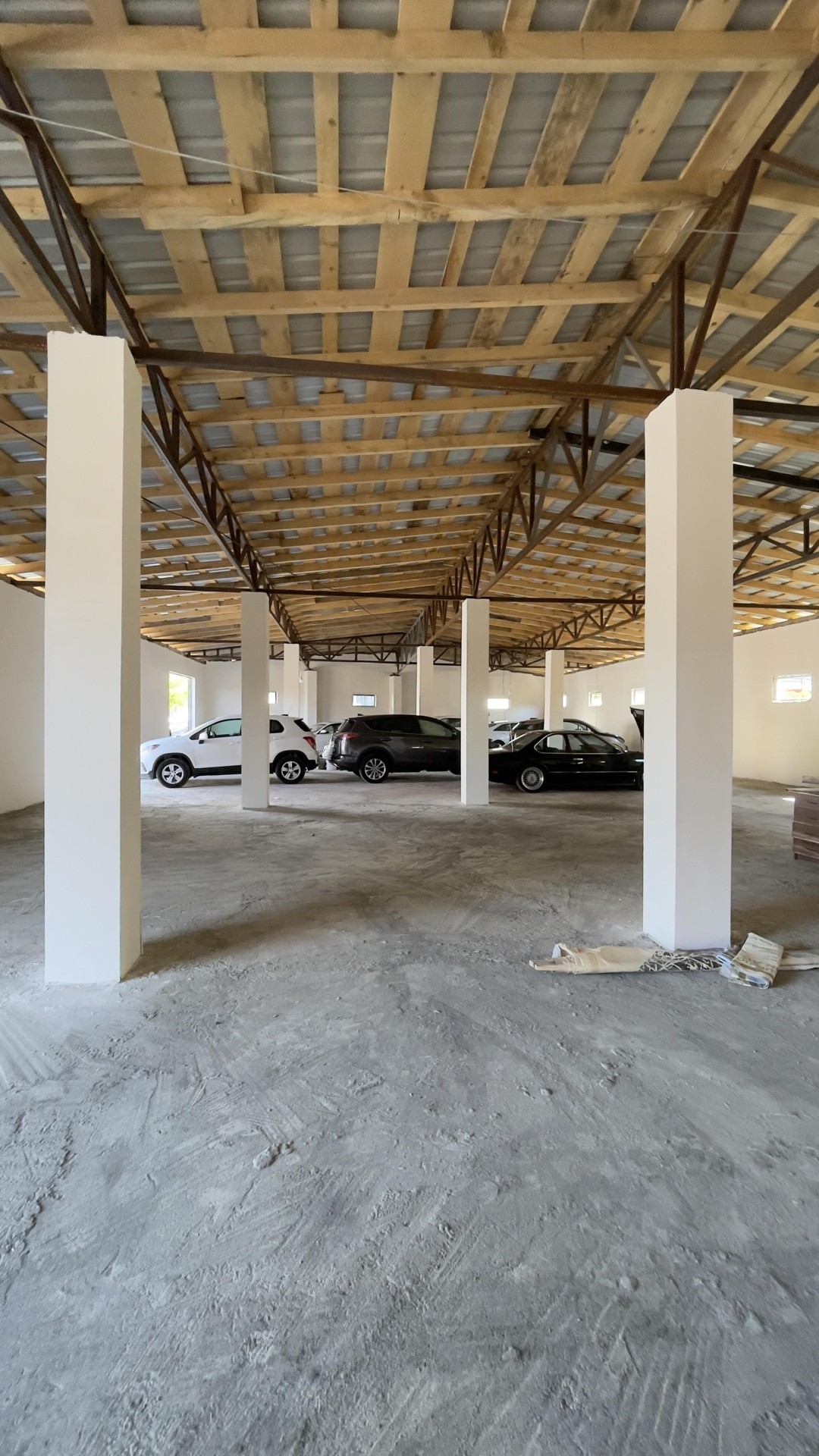 Commercial Property For Rent: 150 M² In Batumi, Iusup Paghava St, 13 – 2 250 ₾ view 1