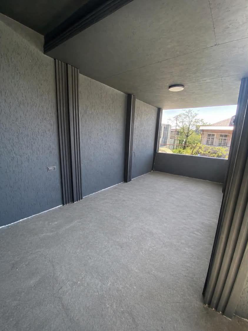 6-Room House For Sale In Batumi, Akademikos Mamia Komakhidze St view 2