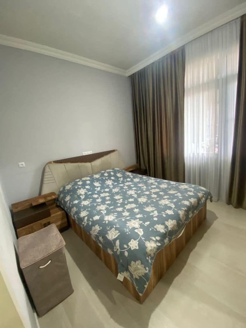 6-Room House For Sale In Batumi, Akademikos Mamia Komakhidze St view 10