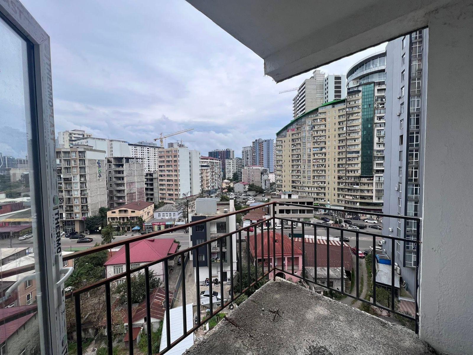 4-Room Apartment For Sale In Batumi, David Aghmashenebeli St, 2 view 7