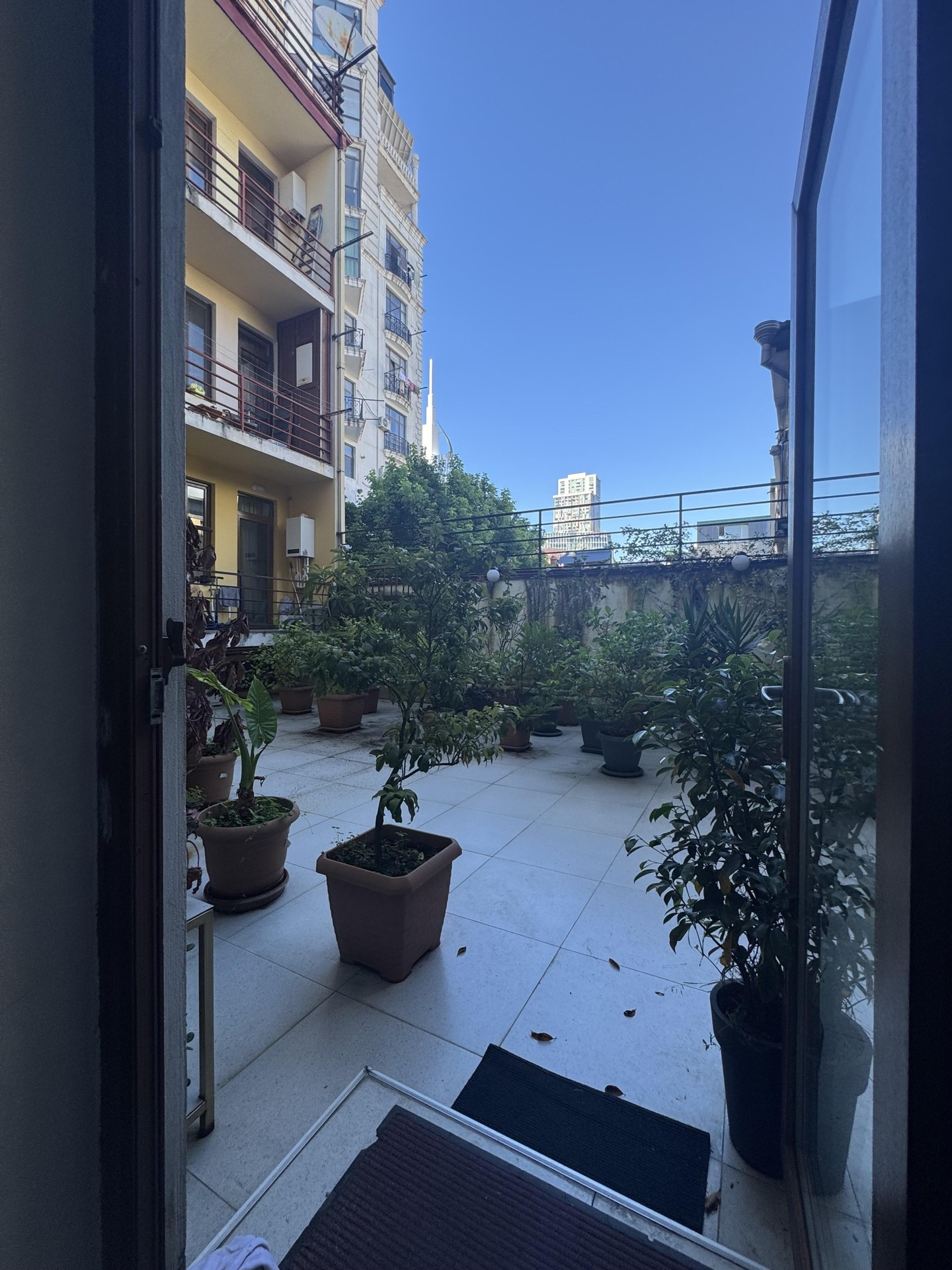 Studio Apartment For Daily Rent In Batumi, Demetre Tavdadebuli St, 11, 37 M² — 140 ₾ Per Day view 1