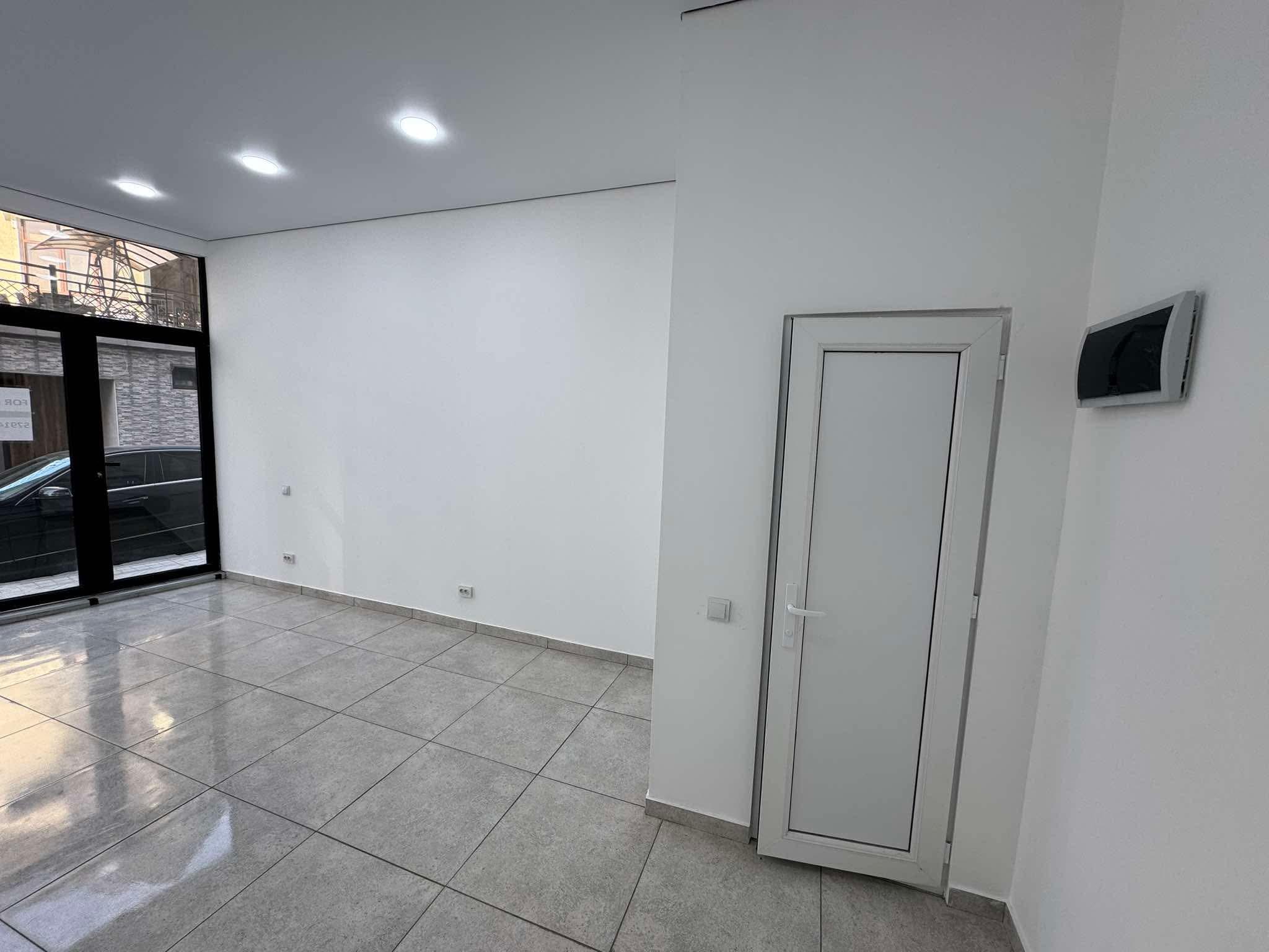 Commercial Property For Rent: 23 M² In Batumi, Mardi Aquapark – $400 view 3