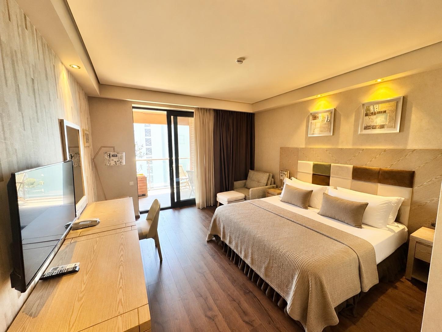 Studio Apartment For Sale view 4