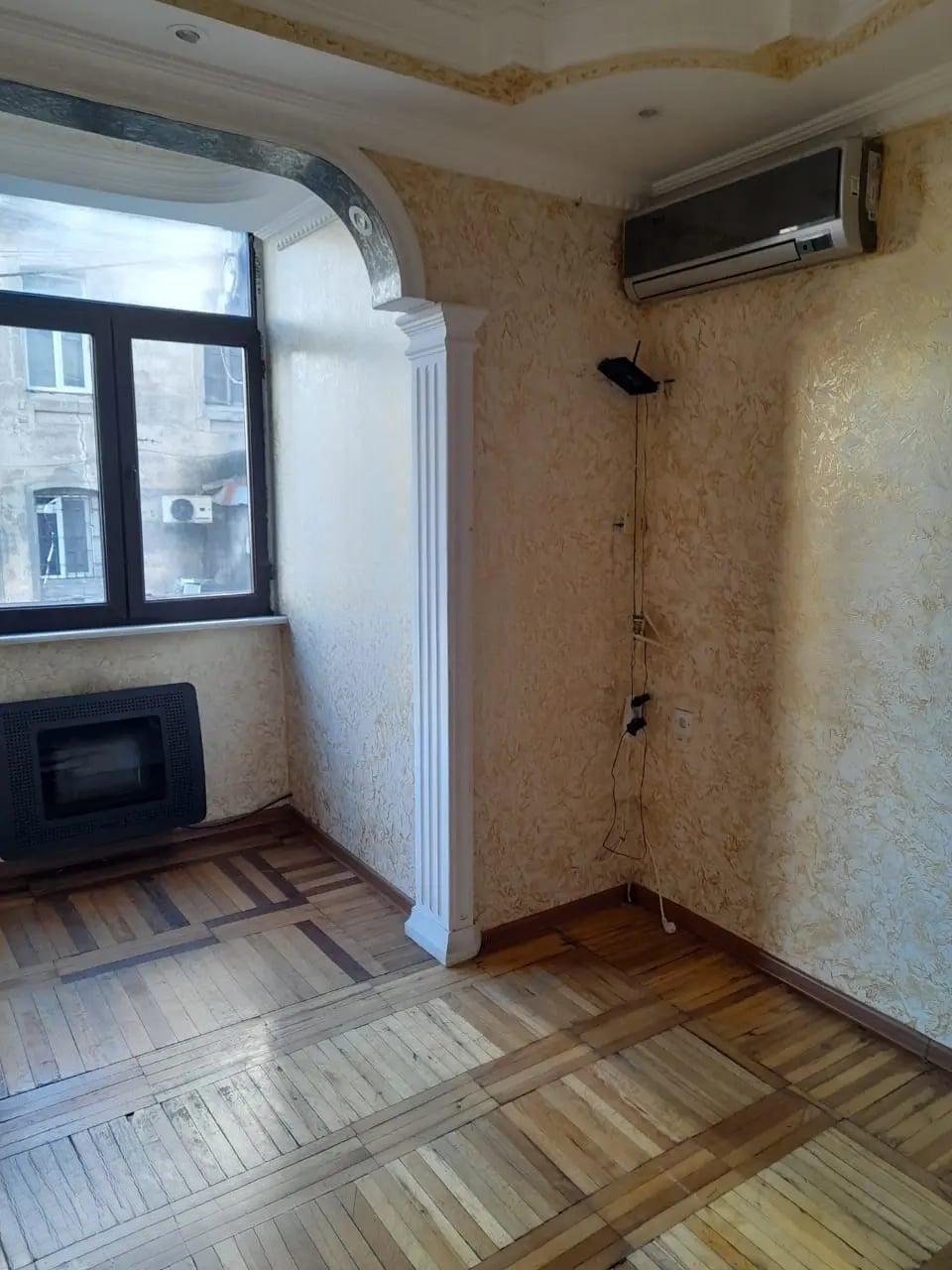 Commercial Property For Rent: 66.6 M² In Batumi, Niko Pirosmani St, 9 – $1,000 view 4
