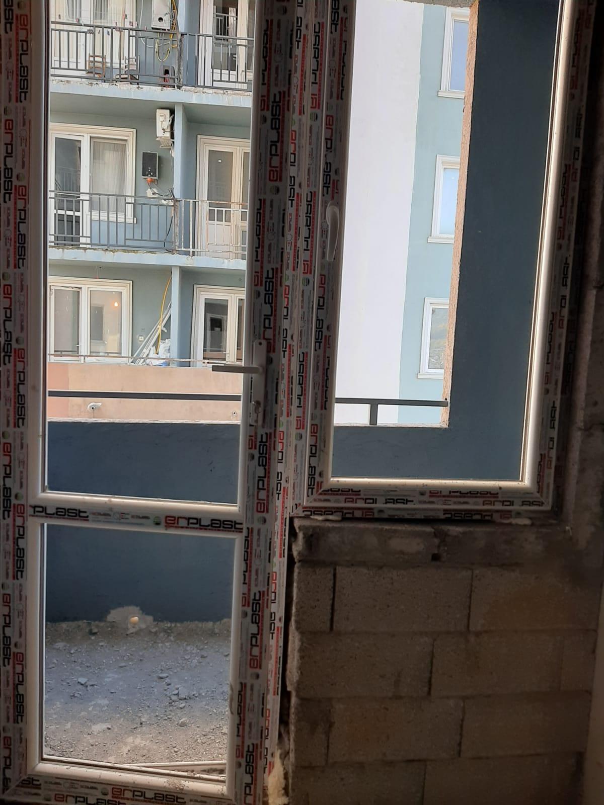 Studio Apartment For Sale view 3
