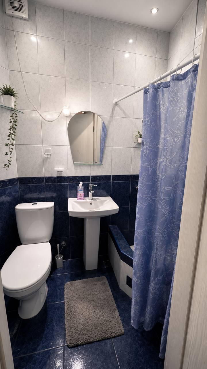 3-Room Apartment For Daily Rent In Batumi, Shota Rustaveli St, 41, 50 M² — $57 Per Day view 9