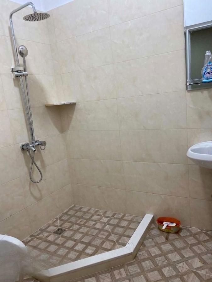 3-Room House For Rent In Batumi, Petre Melikishvili St, 47 view 12