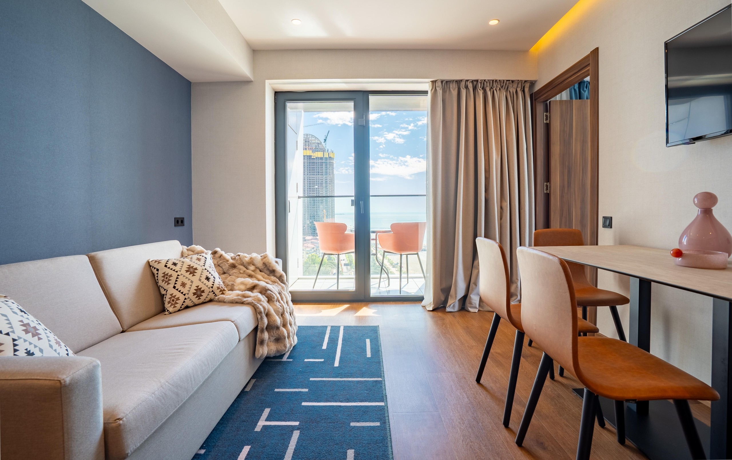2-Room Apartment For Daily Rent In Batumi, Alliance Privilege, 55 M² — 250 ₾ Per Day view 3