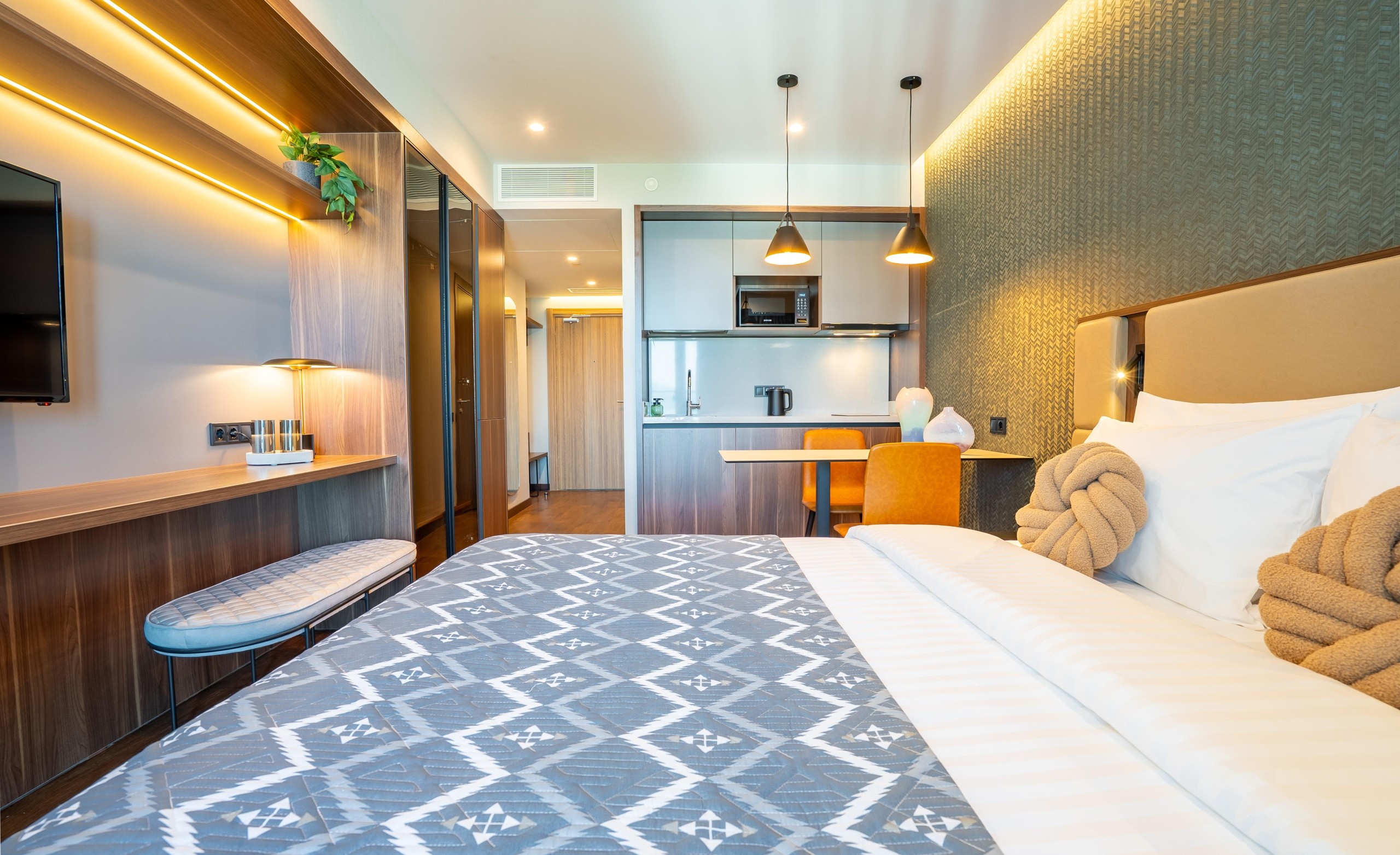 Studio Apartment For Daily Rent In Batumi, Alliance Privilege, 35 M² — 200 ₾ Per Day view 4