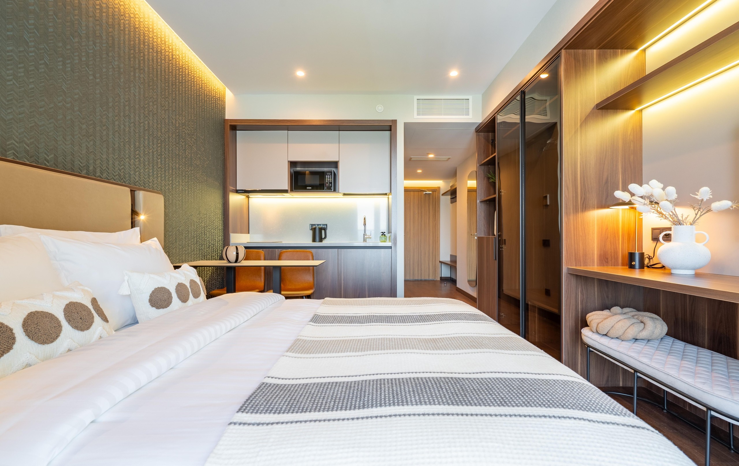 Studio Apartment For Daily Rent In Batumi, Alliance Privilege, 35 M² — 200 ₾ Per Day view 3
