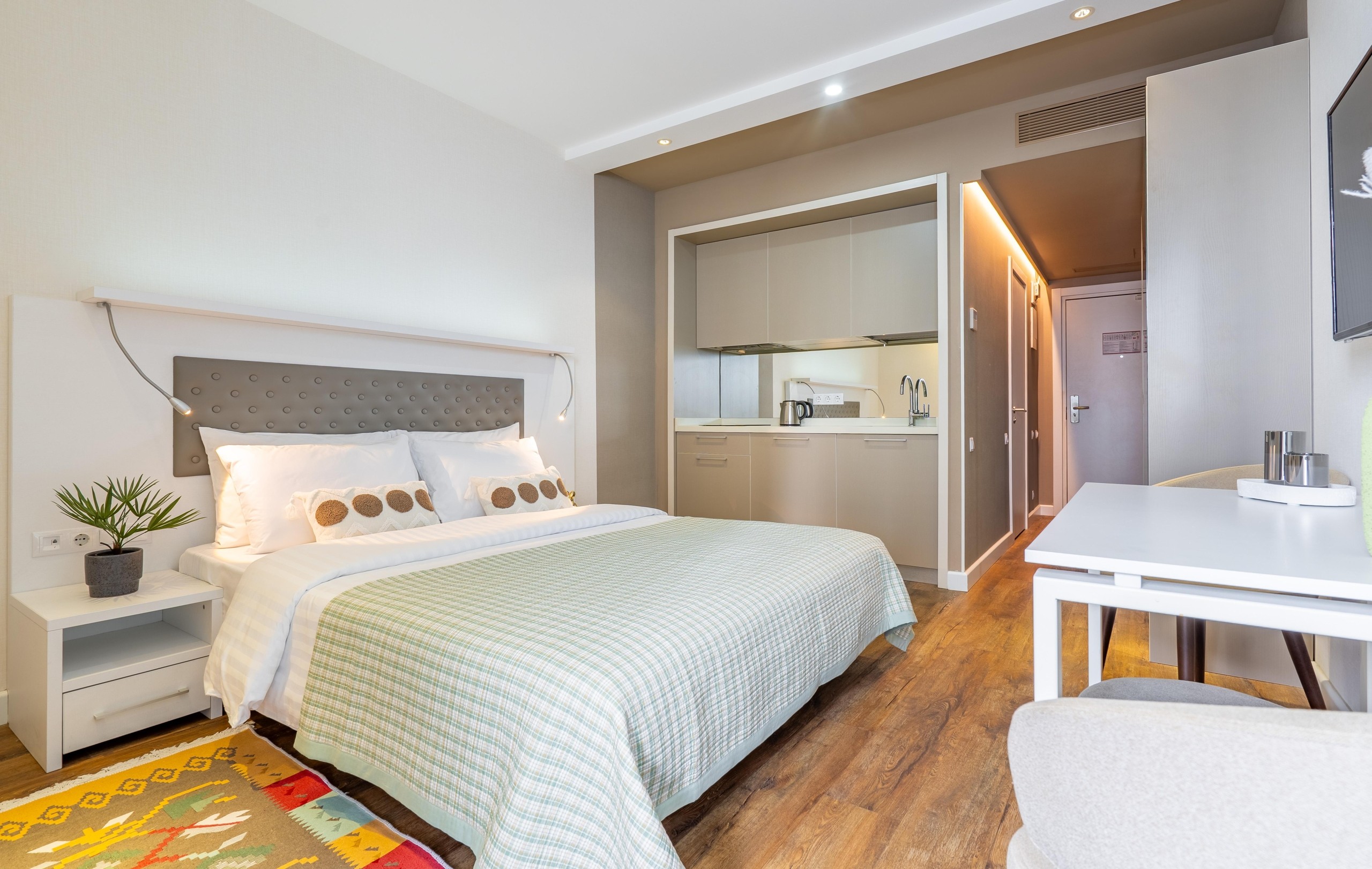 Studio Apartment For Daily Rent In Batumi, Alliance Palace, 35 M² — 150 ₾ Per Day view 1
