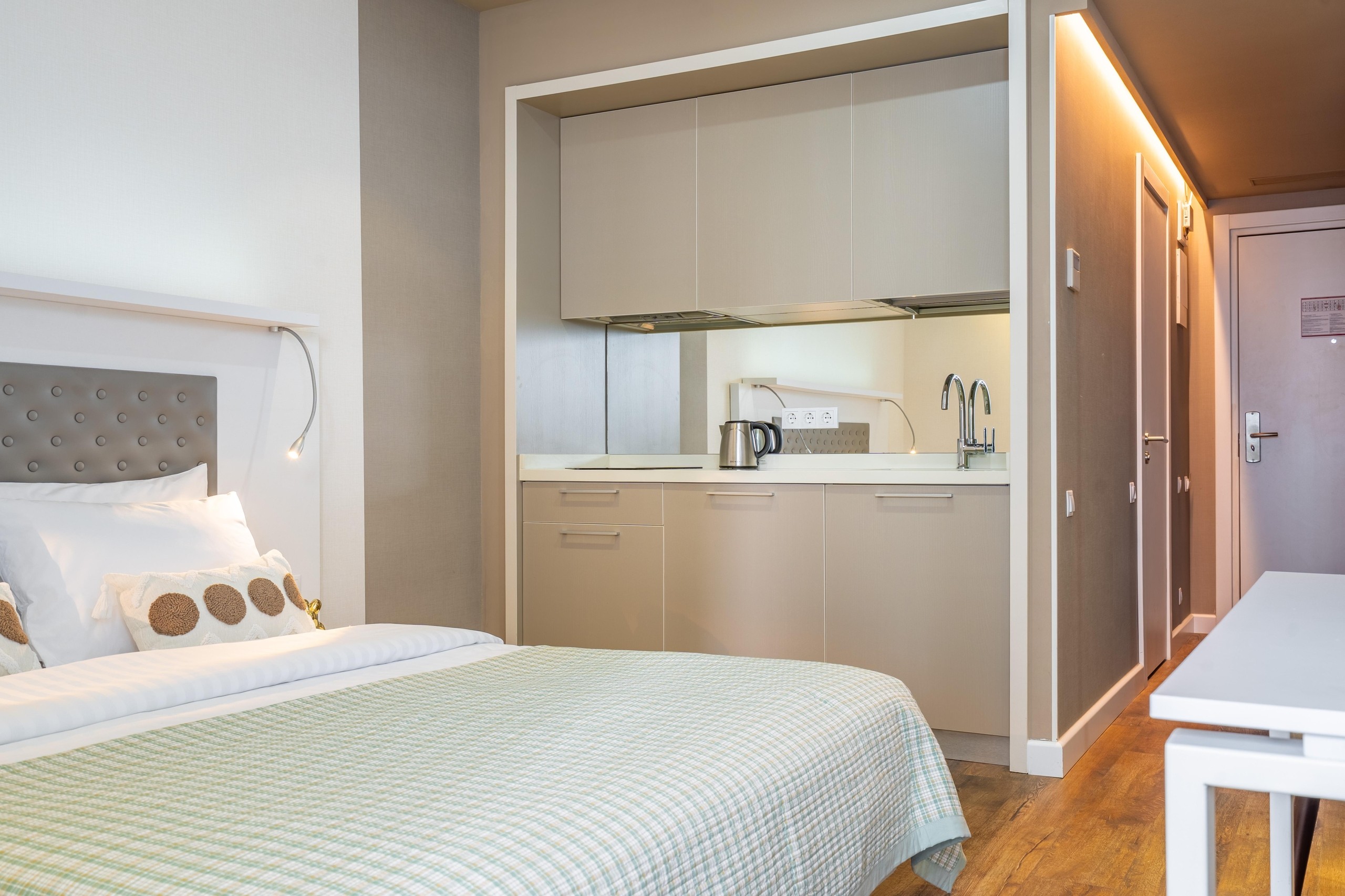 Studio Apartment For Daily Rent In Batumi, Alliance Palace, 35 M² — 150 ₾ Per Day view 2