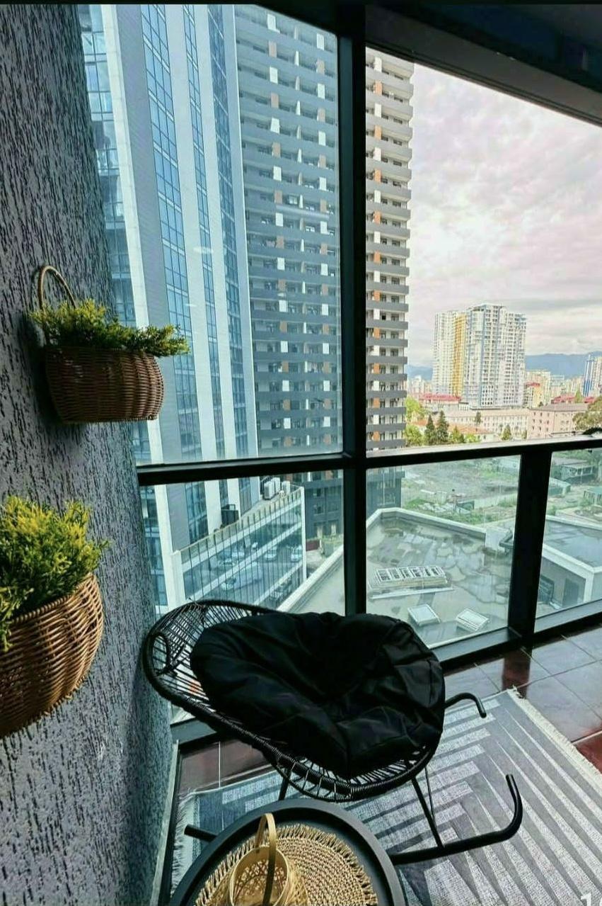 1-Room Apartment For Daily Rent In Batumi, Dar Tower, 35 M² — 100 ₾ Per Day view 3