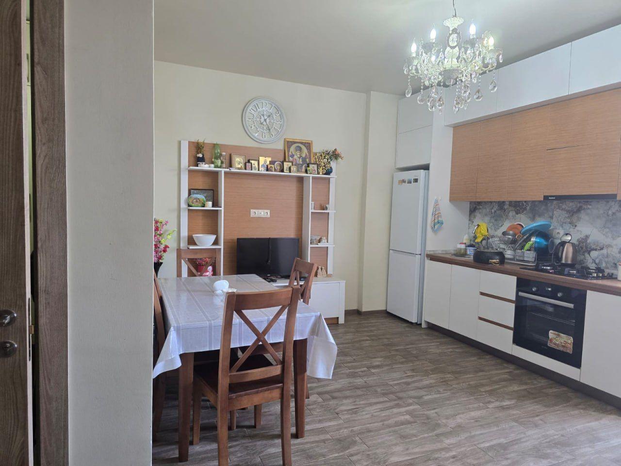 3-Room Apartment For Sale In Batumi, Ketevan Tsamebuli St, 63 view 4