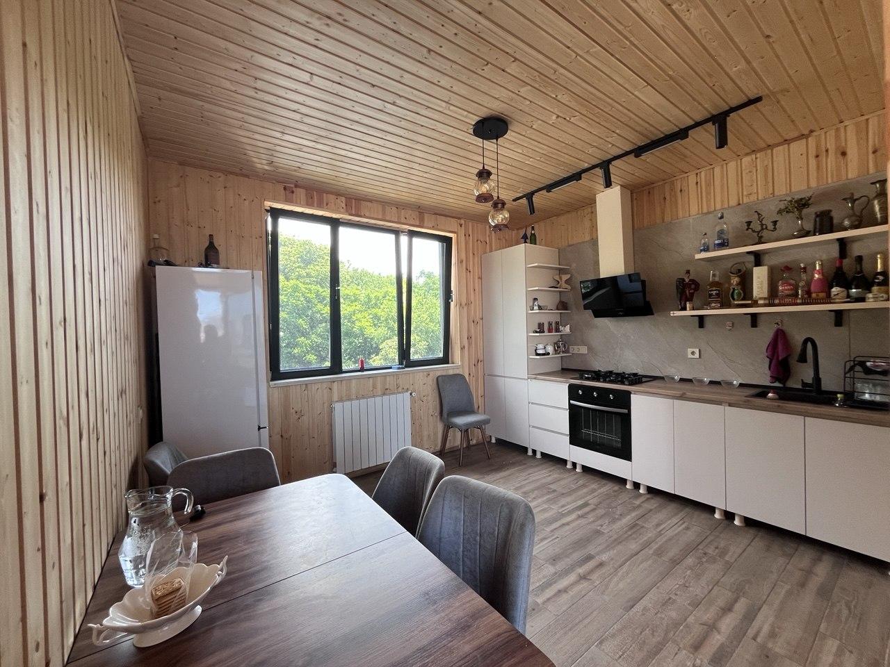 2-Room Apartment For Daily Rent In Batumi, Kokhtagora St, 22, 120 M² — 120 ₾ Per Day view 8