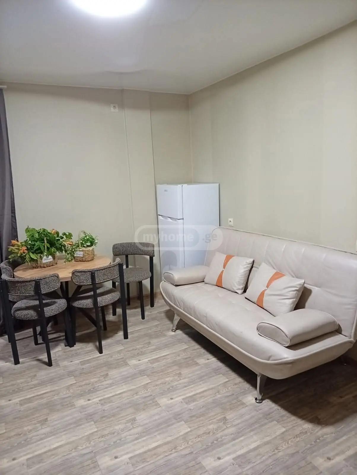3-Room House For Rent In Batumi, Kazinetsi St, 20 view 4