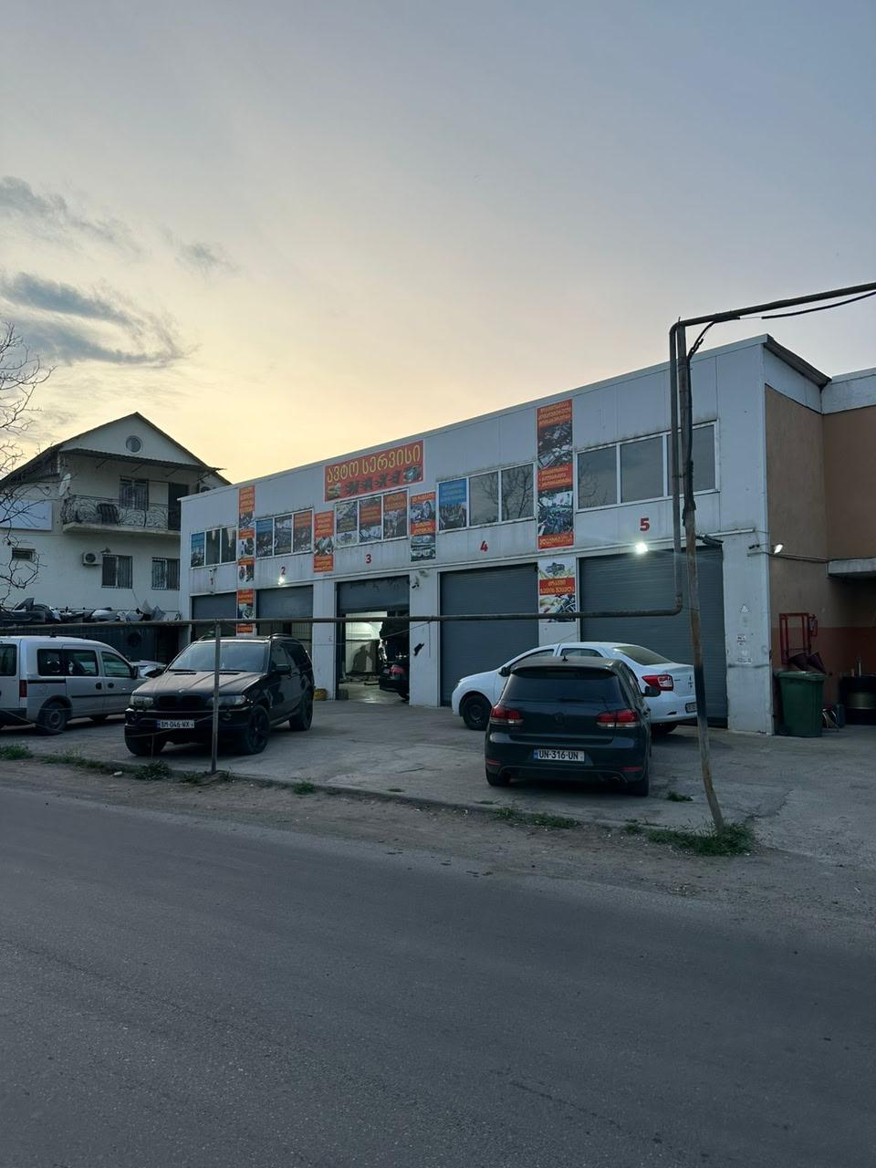 Commercial Property For Rent: 400 M² In Tbilisi, Aleksandre Andronikashvili St – 10 000 ₾ view 1
